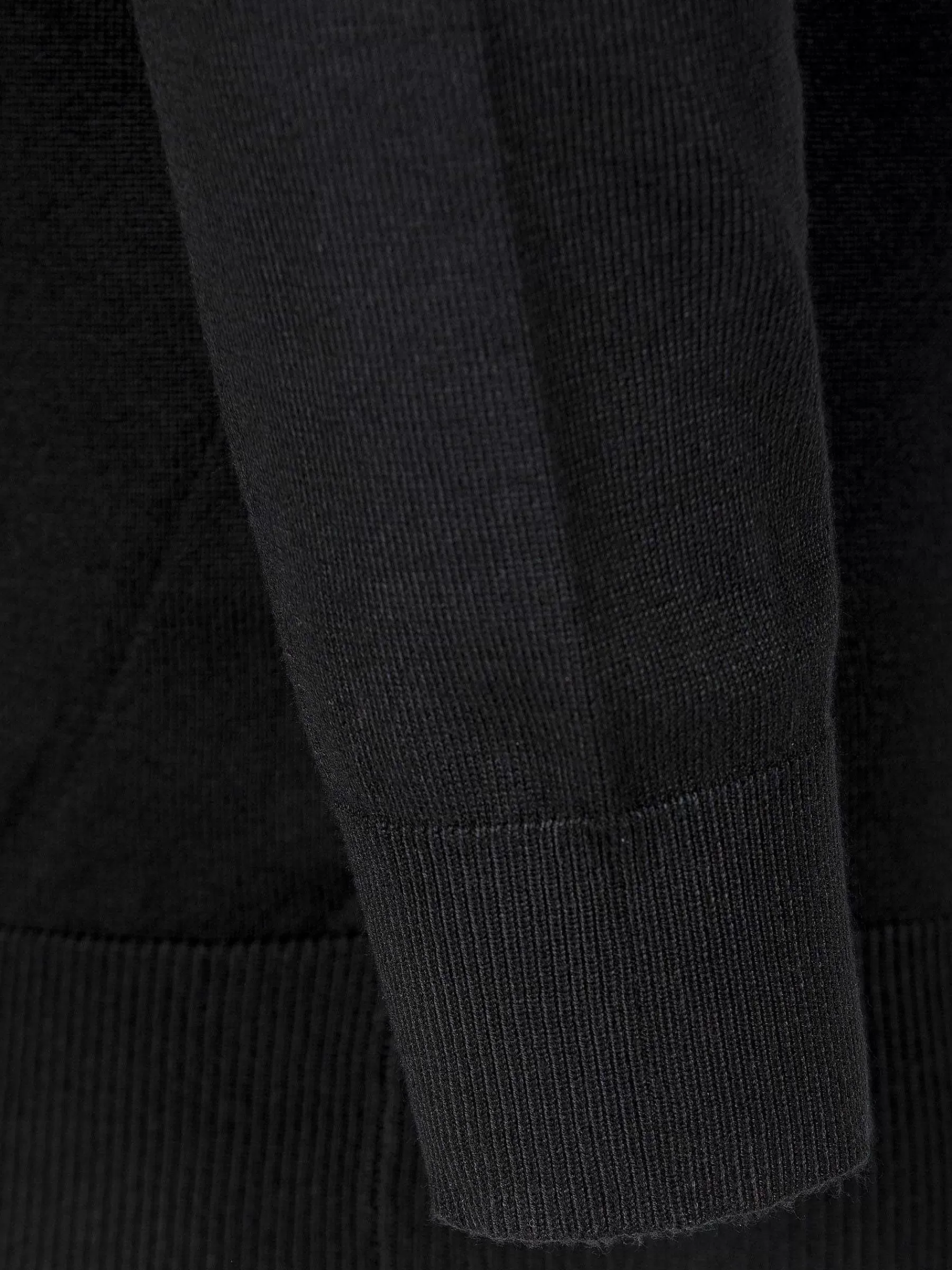 Wam Denim Sweaters<Siena Round-Necked Black Sweater